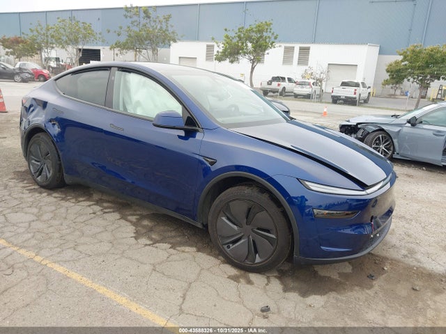 2026 TESLA MODEL Y 7SAYGDEE0TF415323 Photo 0