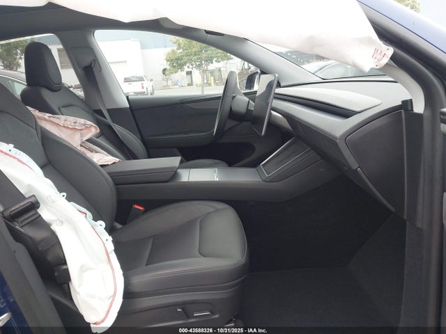 2026 TESLA MODEL Y 7SAYGDEE0TF415323 Photo 4