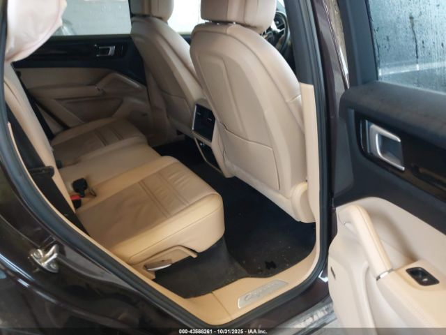 2019 PORSCHE CAYENNE WP1AA2AY3KDA05382 Photo 7