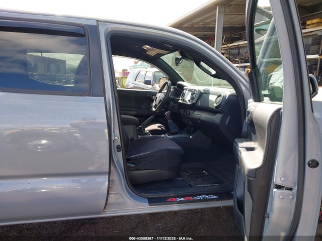 2019 TOYOTA TACOMA 4WD 5TFCZ5AN7KX174247 Photo 4