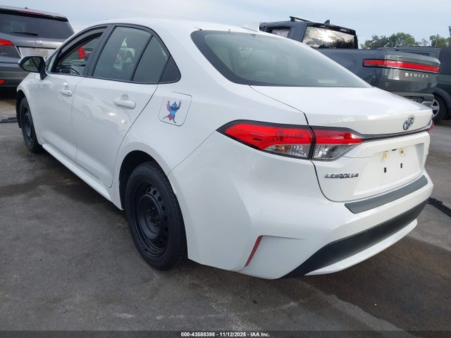 2020 TOYOTA COROLLA JTDEPRAE0LJ001437 Photo 2