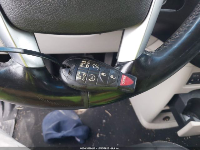 2013 CHRYSLER TOWN & COUNTRY 2C4RC1CG0DR623871 Photo 10