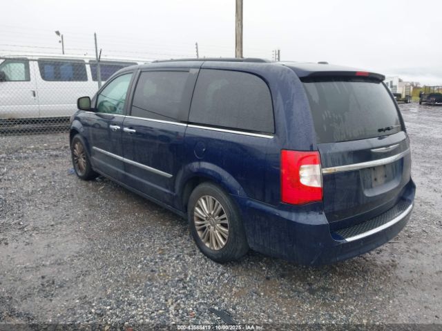 2013 CHRYSLER TOWN & COUNTRY 2C4RC1CG0DR623871 Photo 2