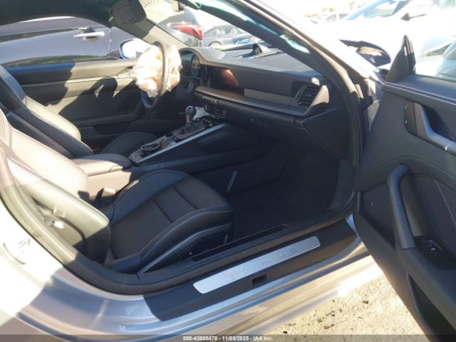 2024 PORSCHE 911 WP0AB2A9XRS219685 Photo 4