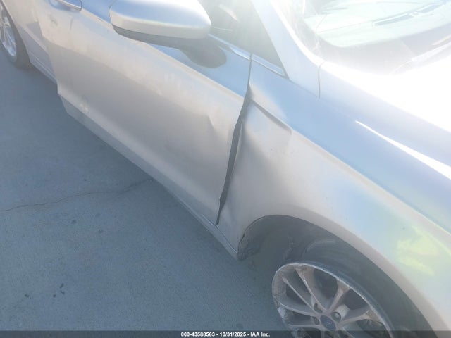 Ford FUSION SE 2020 3FA6P0HD2LR202605 Image 20