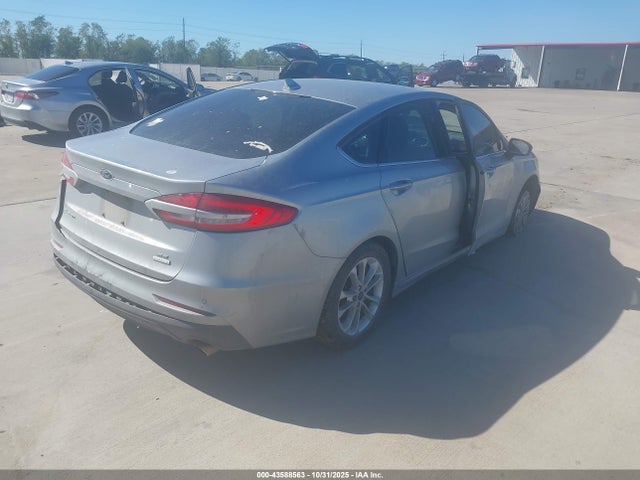 Ford FUSION SE 2020 3FA6P0HD2LR202605 Image 4