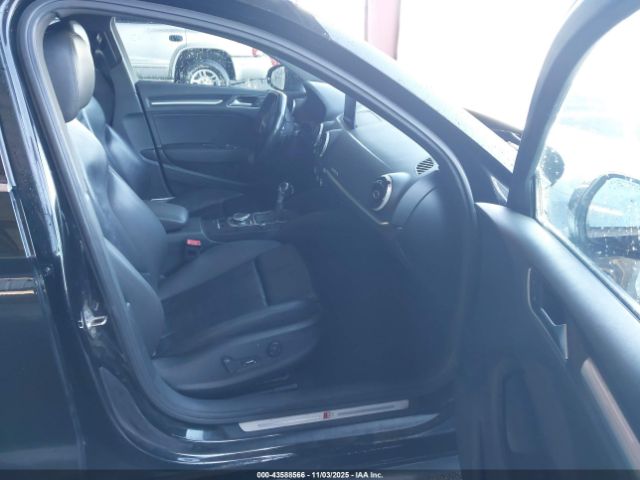 2017 AUDI A3 WAUJ8GFF4H1017212 Photo 4