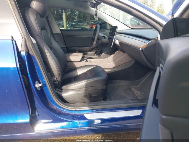 2019 TESLA MODEL 3 5YJ3E1EB9KF452550 Photo 4