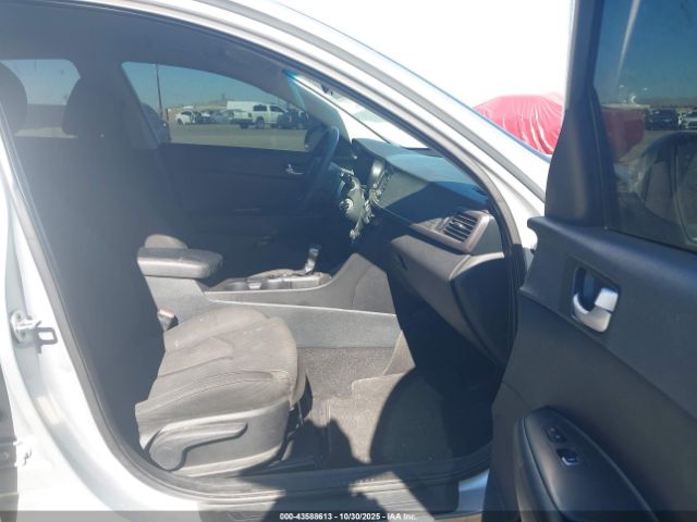 2016 KIA OPTIMA 5XXGT4L35GG060965 Photo 4