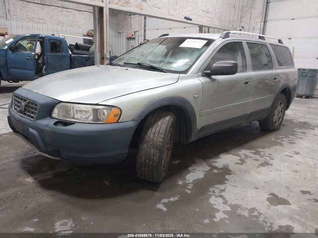 2005 VOLVO XC70 YV1SZ592251189018 Photo 1