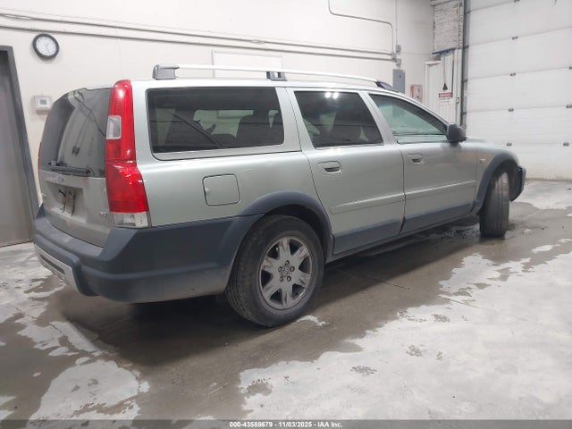 2005 VOLVO XC70 YV1SZ592251189018 Photo 3