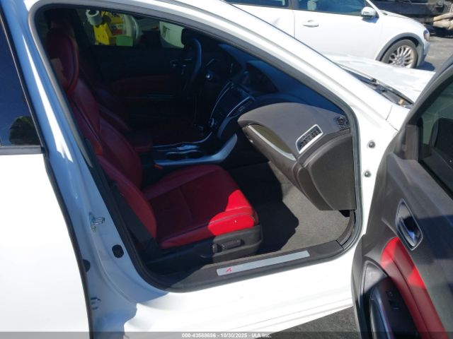 2018 ACURA TLX 19UUB2F62JA013283 Photo 4