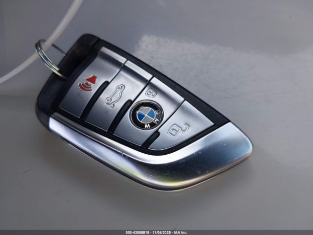 2022 BMW X5 5UXCR6C06N9L05957 Photo 10