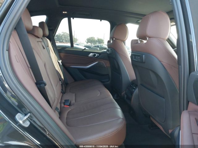 2022 BMW X5 5UXCR6C06N9L05957 Photo 7