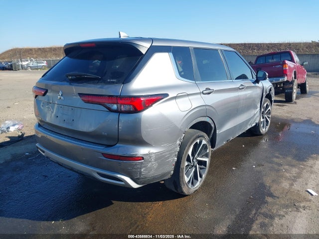 2022 MITSUBISHI OUTLANDER JA4J4UA87NZ067812 Photo 3