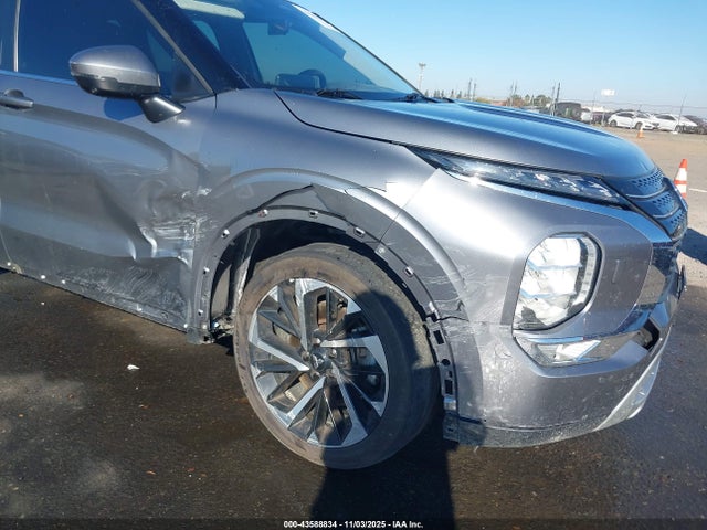 2022 MITSUBISHI OUTLANDER JA4J4UA87NZ067812 Photo 5