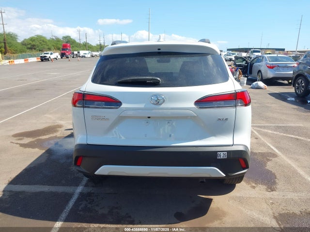 Toyota Corolla Cross Xle 2023 7MUDAAAG7PV037284 Image 16