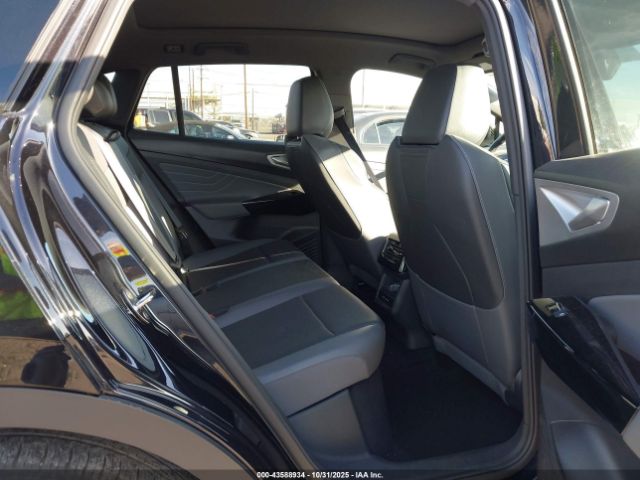 2023 VOLKSWAGEN ID.4 1V2VMPE87PC041718 Photo 7
