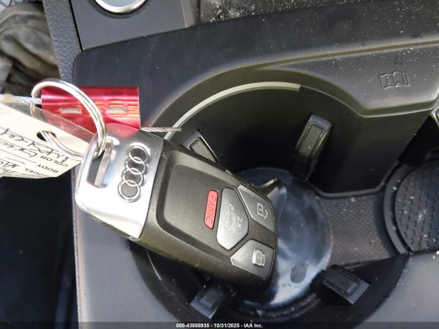 2019 AUDI A4 WAUGMAF49KN021614 Photo 10