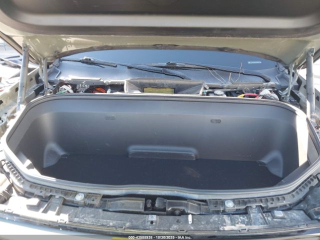 2022 RIVIAN R1T 7FCTGAAL2NN000805 Photo 9