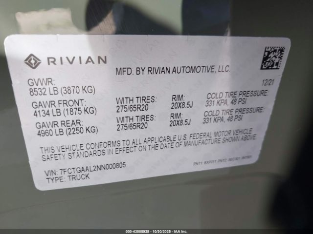 2022 RIVIAN R1T 7FCTGAAL2NN000805 Photo 8