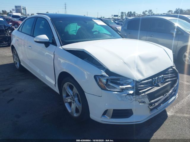 2017 AUDI A3 WAUAUGFF8H1061693 Photo 0