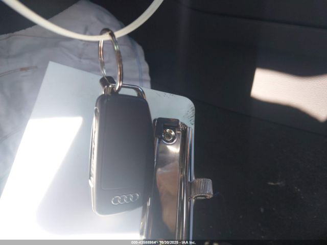 2017 AUDI A3 WAUAUGFF8H1061693 Photo 10