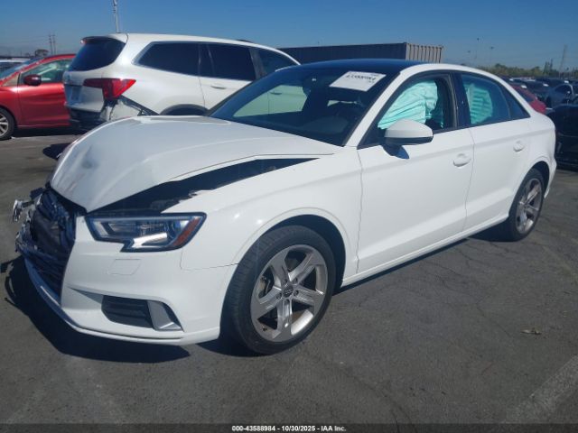 2017 AUDI A3 WAUAUGFF8H1061693 Photo 1