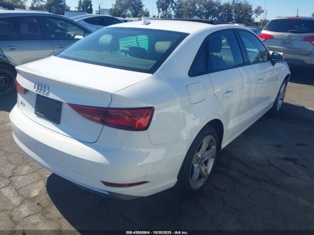 2017 AUDI A3 WAUAUGFF8H1061693 Photo 3