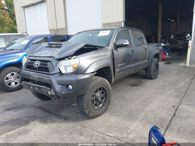 Toyota Tacoma Base V6 2014 3TMLU4EN5EM153717 Image 2