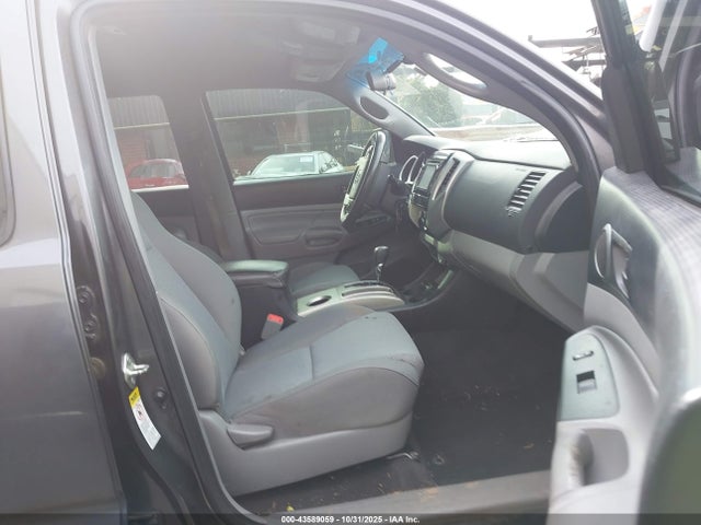 Toyota Tacoma Base V6 2014 3TMLU4EN5EM153717 Image 5