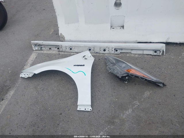 JTDKAMFUXM3129214 Toyota Prius 2020 Edition