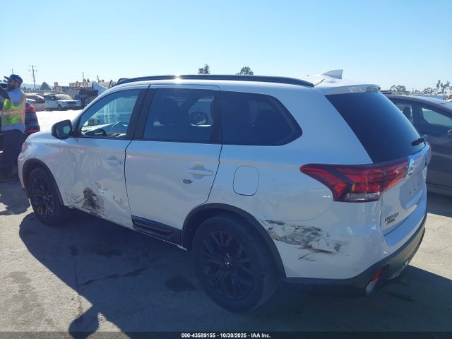 2018 MITSUBISHI OUTLANDER JA4AD3A31JZ029680 Photo 5