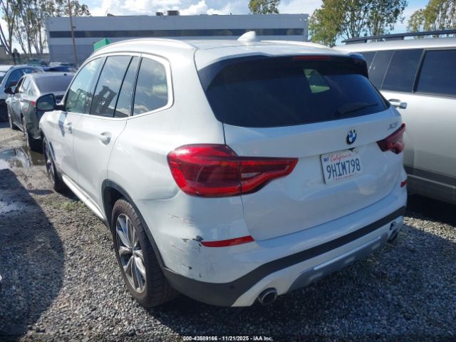 2018 BMW X3 5UXTR9C5XJLD65723 Photo 2