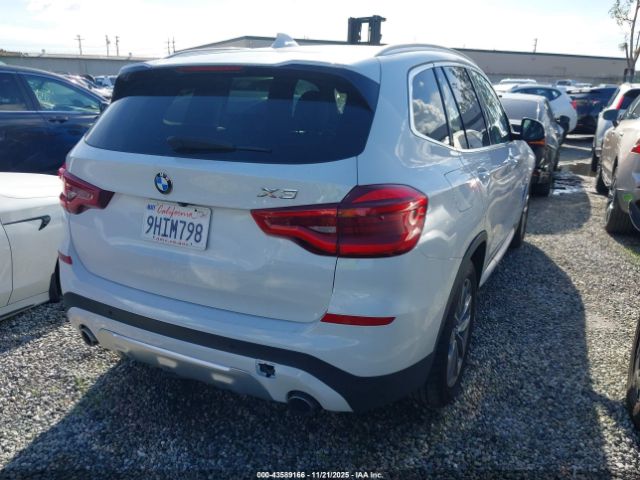 2018 BMW X3 5UXTR9C5XJLD65723 Photo 3