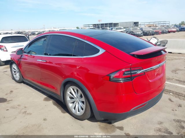 2020 TESLA MODEL X 5YJXCAE2XLF300141 Photo 2