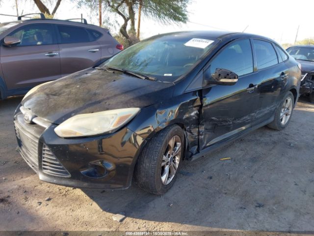 2014 FORD FOCUS 1FADP3F21EL215647 Photo 1