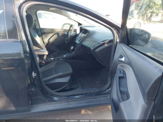 2014 FORD FOCUS 1FADP3F21EL215647 Photo 4