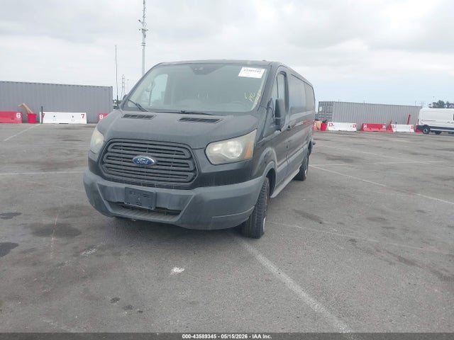 43589345 :رقم المزاد ، 1FTBW2YG4FKB09305 vin ، 2015 Ford Transit-350 مزاد بيع