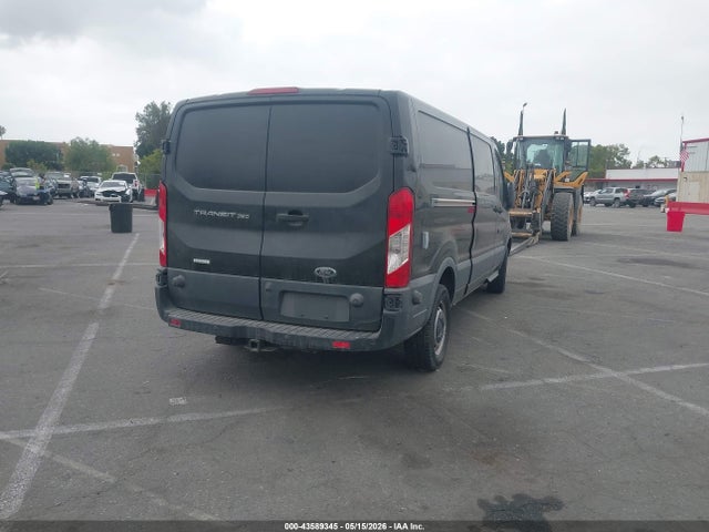 43589345 :رقم المزاد ، 1FTBW2YG4FKB09305 vin ، 2015 Ford Transit-350 مزاد بيع