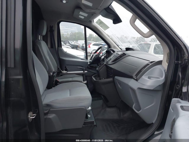 43589345 :رقم المزاد ، 1FTBW2YG4FKB09305 vin ، 2015 Ford Transit-350 مزاد بيع