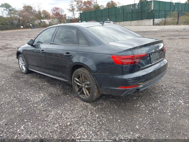 Продажа на аукционе авто 2017 Audi A4 2.0t Season Of Audi Premium, vin: WAUDNAF48HN058713, номер лота: 43589383
