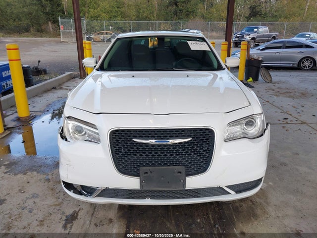 2C3CCAAG6HH661811 Chrysler 300 Limited