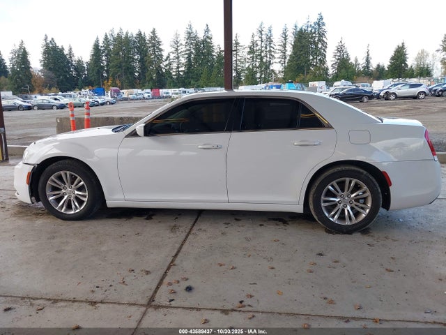 2C3CCAAG6HH661811 Chrysler 300 Limited
