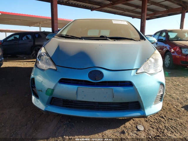 Toyota Prius C Two 2014 JTDKDTB32E1081655 Image 12