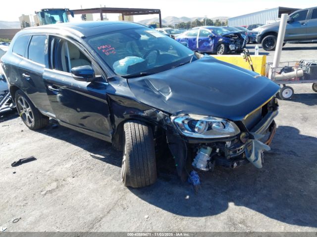 2015 VOLVO XC60 YV4902RK8F2665181