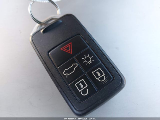 2015 VOLVO XC60 YV4902RK8F2665181 Photo 10