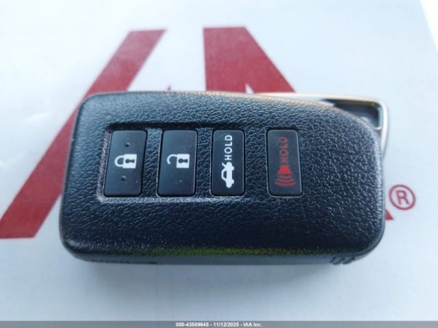 2016 LEXUS IS 200T JTHBA1D20G5005878 Photo 10