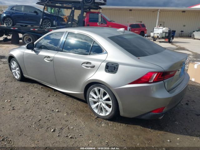 2016 LEXUS IS 200T JTHBA1D20G5005878 Photo 2