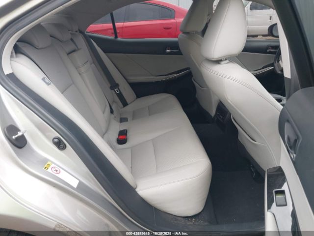 2016 LEXUS IS 200T JTHBA1D20G5005878 Photo 7